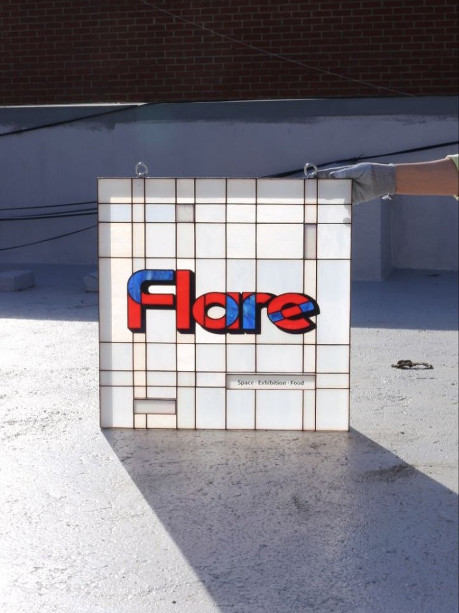 스테인드글라스 간판 자연광 빛투과 야외 유리와 URiWa stained glass sign natural light outdoor