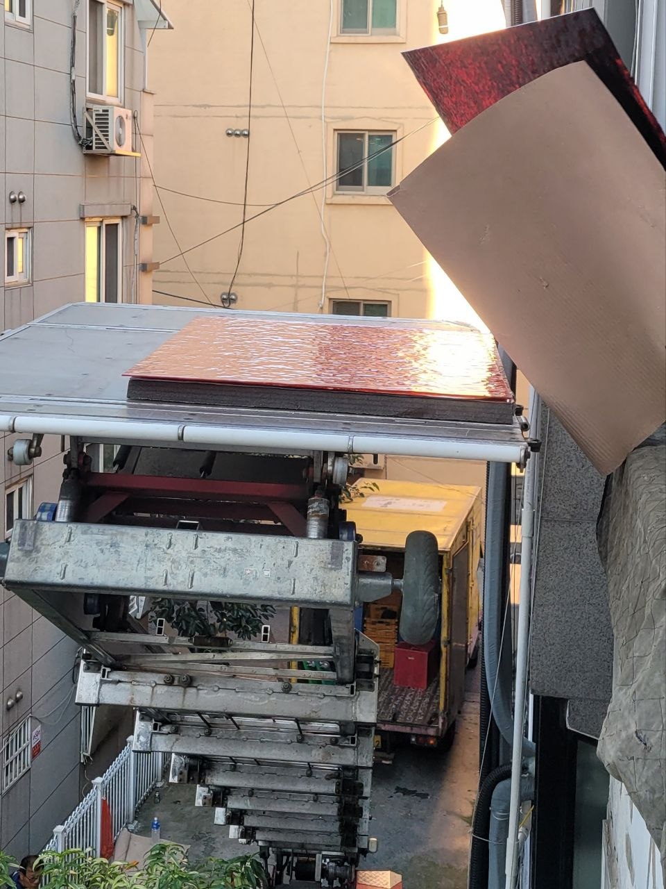 스테인드글라스 큰 유리 크레인 운송 stained glass transport 유리와 URiWa